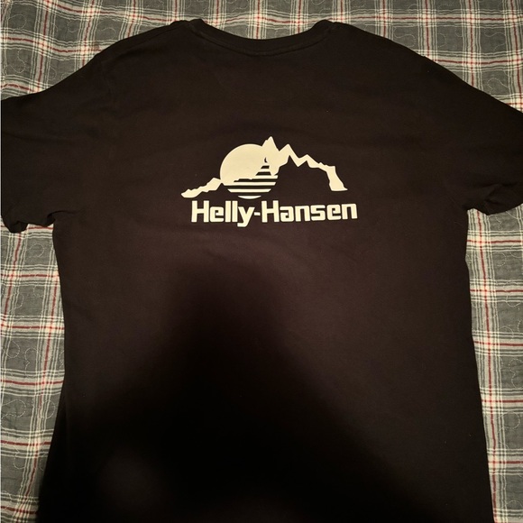 Helly Hansen T shirt men’s size large worn twice - Picture 3 of 3